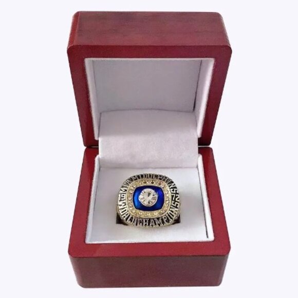 Miami Dolphins Championship Ring Scott Fan Edition Super Bowl Gold Diamond - Picture 5 of 5